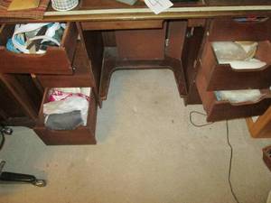 lot 31 image: Seeing machine stand filled with se...
