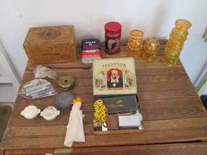 lot 167 image: Vintage cigar boxes, vintage househ...