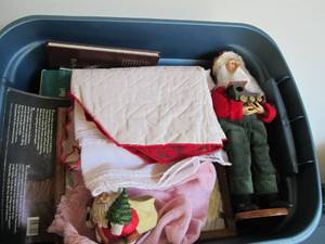 lot 176 image: Christmas tote (see photos )...