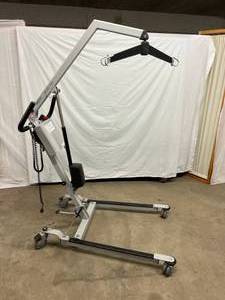 MSRP $2000 Danish Made Ergolet 150 Mela Power Patient Lift 330lb Weight Capacity - Great Working Condition - Just Plug Into A Regular Home Light Socket To Charge