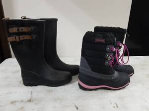 2-Pair Womens Boots Size 6