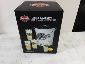 Harley Davidson Beverage Set-New In Box