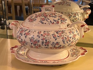 Lovely Vintage Soup Tureen