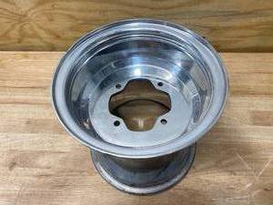 lot 96 image: DENNIS KIRK AMS Standard-Lip Spun Aluminum Wheel - 26199115P3
