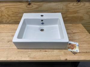 lot 86 image: DURAVIT Vero Bathroom Sink with Overflow