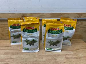 lot 115 image: JOBES ORGANICS Lot of 6 Bags of-  09126 Palm Tree Granular Plant Food, 4 lbs per bag