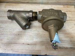 lot 33 image: ZURN Wilkins Water Pressure Reducing Valve with Y Type Strainer (500YSBR)