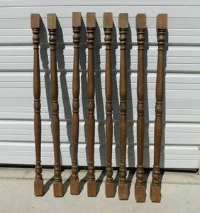 lot 139 image: Lot of 8 Vintage Balusters