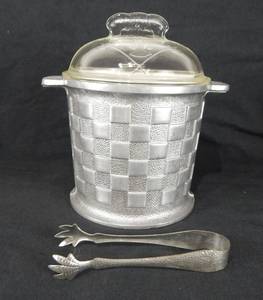 lot 26 image: Vintage Guardian Service Ice Bucket with Cover and Tongs