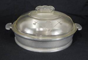 lot 29 image: Vintage Guardian Service Ware Chicken Fryer with Cover