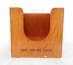 lot 19 image: Vintage Brown and Bigelow Outgoing Mail Wood Box