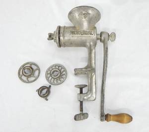lot 47 image: Vintage LF and C Universal No. 3 Food Grinder with Attachments