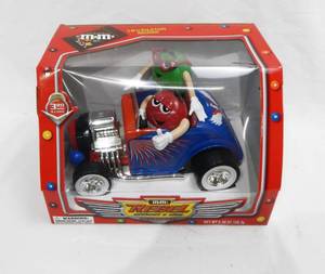 lot 130 image: New M and Ms Candy Dispenser - Limited Edition Rebel Without a Clue