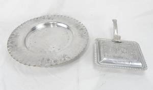 lot 67 image: Vintage Cromwell Hand Wrought Aluminum Lazy Susan and Silent Butler Crumb Catcher