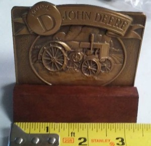 lot 39 image: John Deere Desk Plaque Model D 1989