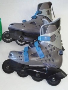 lot 60 image: Rollerblades Macro blade Equipe