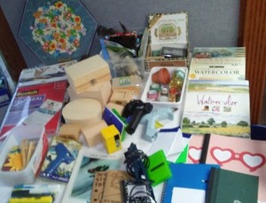 lot 124 image: Huge Lot Of Craft Supplies.