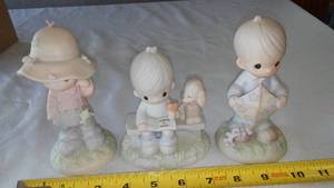 lot 138 image: (3) Precious Moments - See Pics