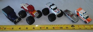 lot 155 image: (5) Matchbox Cars