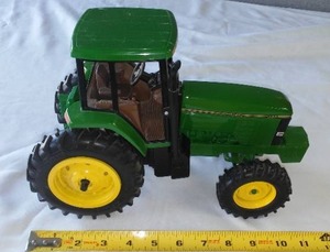 lot 161 image: John Deere 7800 Tractor