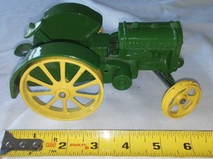 lot 162 image: John Deere Steel Wheel Tractor