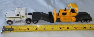lot 165 image: John Deere Semi Tractor, Flatbed & Dozer