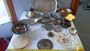 lot 197 image: Vintage Platters, 22Kt. Rimmed Plate, Brass