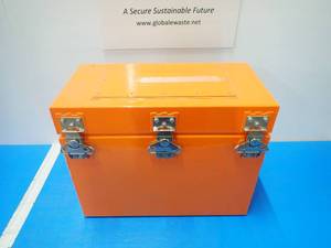 Daniels Electronics&nbspET-3 Transportable Enclosure  contains radio testing equipment