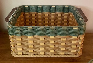 lot 96 image: 3 Baskets including a Lazy Susan Basket