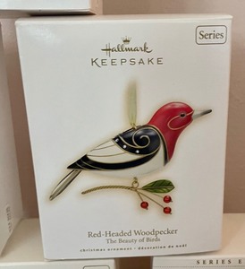 lot 163 image: 6 Hallmark Keepsake Bird Ornaments