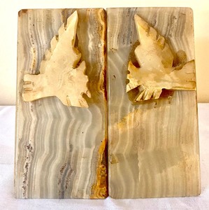 lot 110 image: Marvelous Marble Bookends