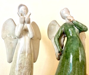 lot 115 image: 2 Pottery Angels