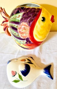 lot 142 image: Here Fishy Fishy Fish Themed Decor and Housewares