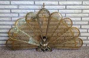 lot 8 image: Vintage Gorgeous Brass Peacock Fireplace Screen