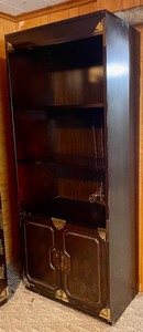 lot 179 image: Bernhardt Cabinet with Lower Storage and Upper Display Shelves
