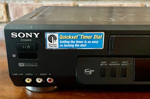 lot 211 image: Sony VCR