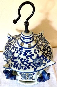 lot 228 image: Asian Inspired Ceramic Birdhouse Decor