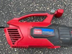 lot 236 image: Toro PowerJet Electric Leaf Blower Model F700