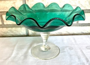 lot 353 image: Terrific Teal