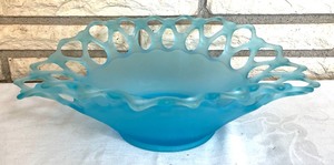 lot 361 image: Stunning Turquoise Glass Bowls