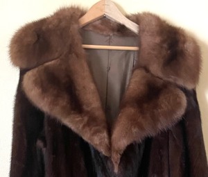 lot 363 image: Fabulous Fur Coat