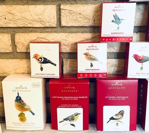 lot 384 image: Hallmark Keepsake Bird Themed Ornaments