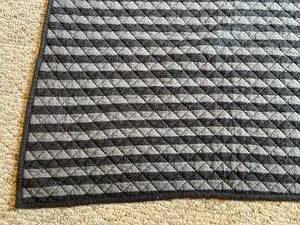lot 344 image: Room Essentials Cotton Shelled Blanket