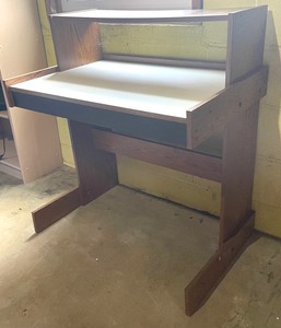 lot 428 image: Vintage Desk and Chair