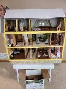 lot 95 image: Large Victorian Doll House with Furnishings