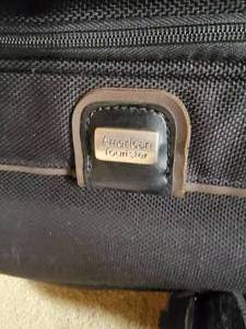 lot 124 image: American Tourister and Samsonite Luggage Pair