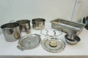 pans,serving platters