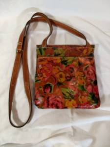 Patricia Nash Granada Heritage Floral Leather Crossbody Small Bag