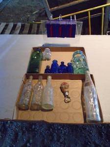 Qty of 2 flats of old bottle. Minneapolis brewing, polar bev & blue wing. As shown.