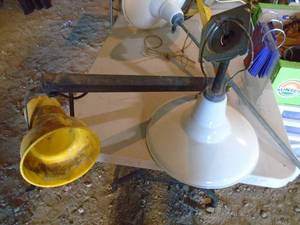 Qty of 3 industrial lights. As shown.